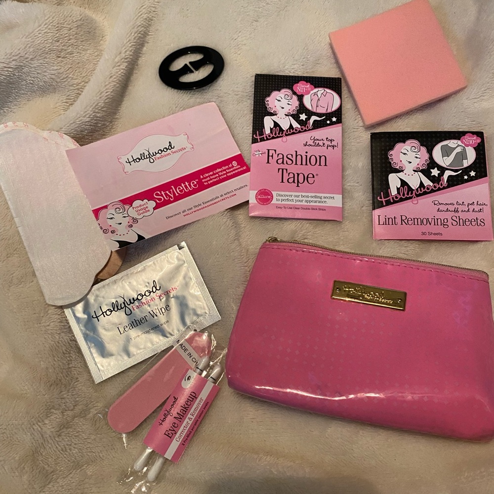 Hollywood Fashion Secrets Fashion Tape Lint Removing Sheets Leather Wipe